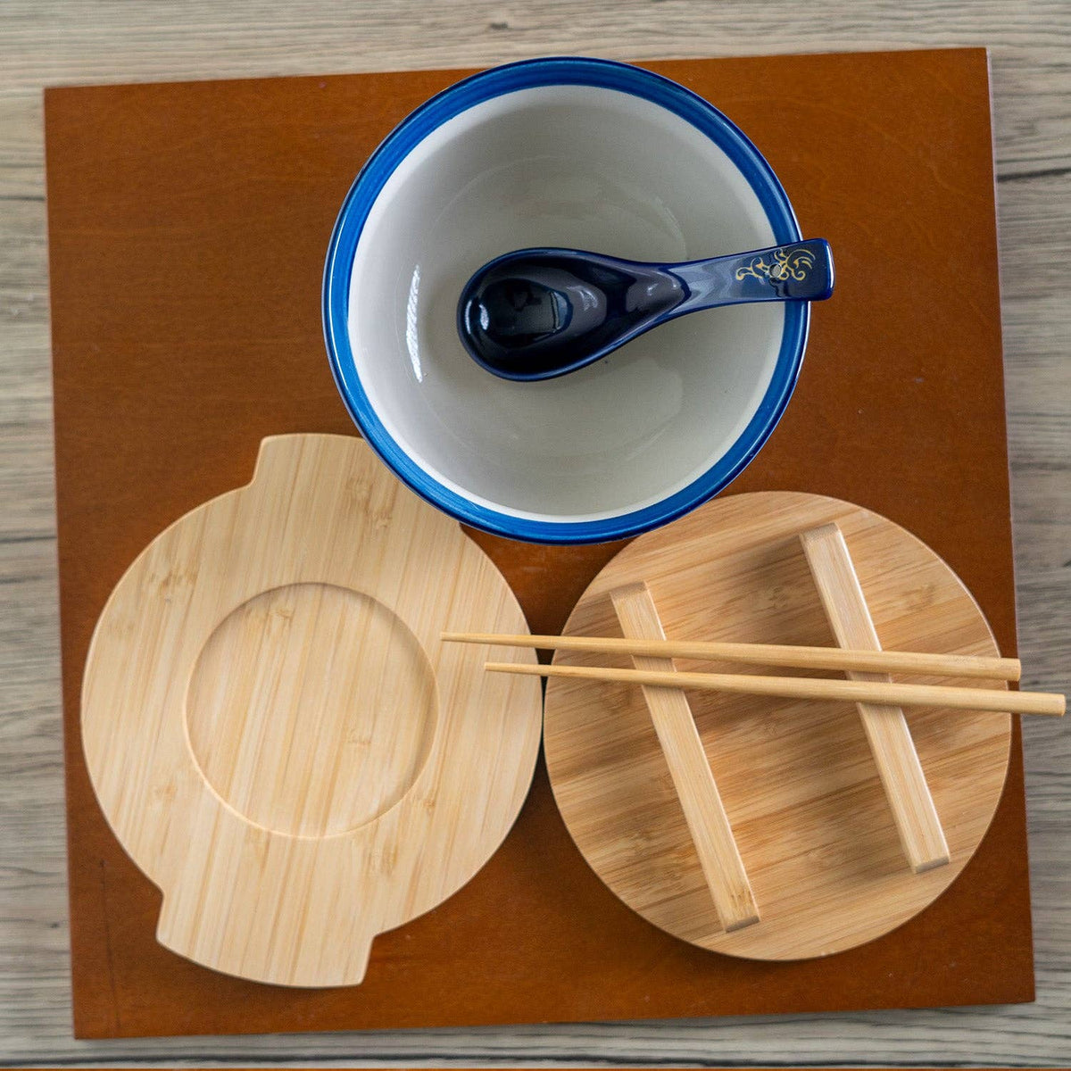 Moon Crane 28oz 6"D Bowl With Chopsticks, Spoon Bamboo Lid and Trivet Set (1/8)