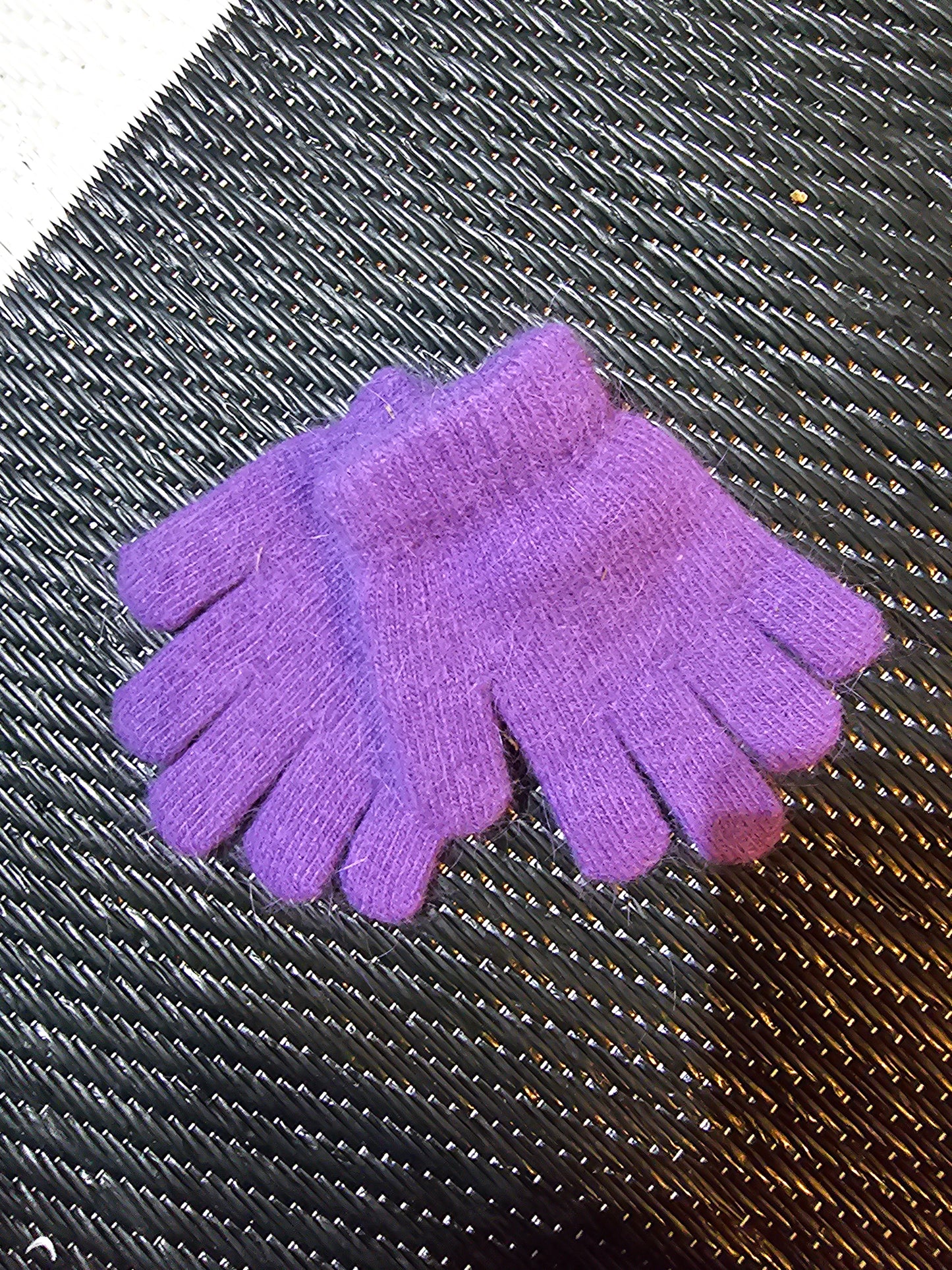 Purple Kids Angora Rabbit Fiber Stretchy Gloves
