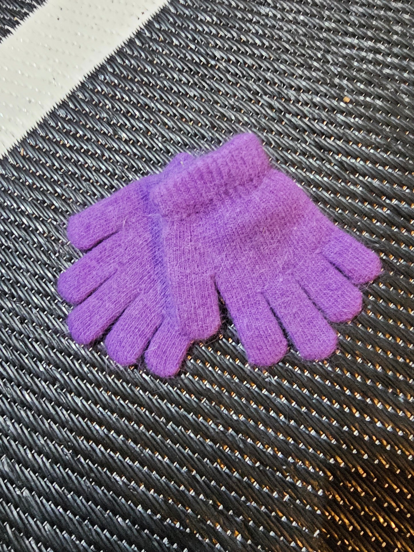 Purple Kids Angora Rabbit Fiber Stretchy Gloves